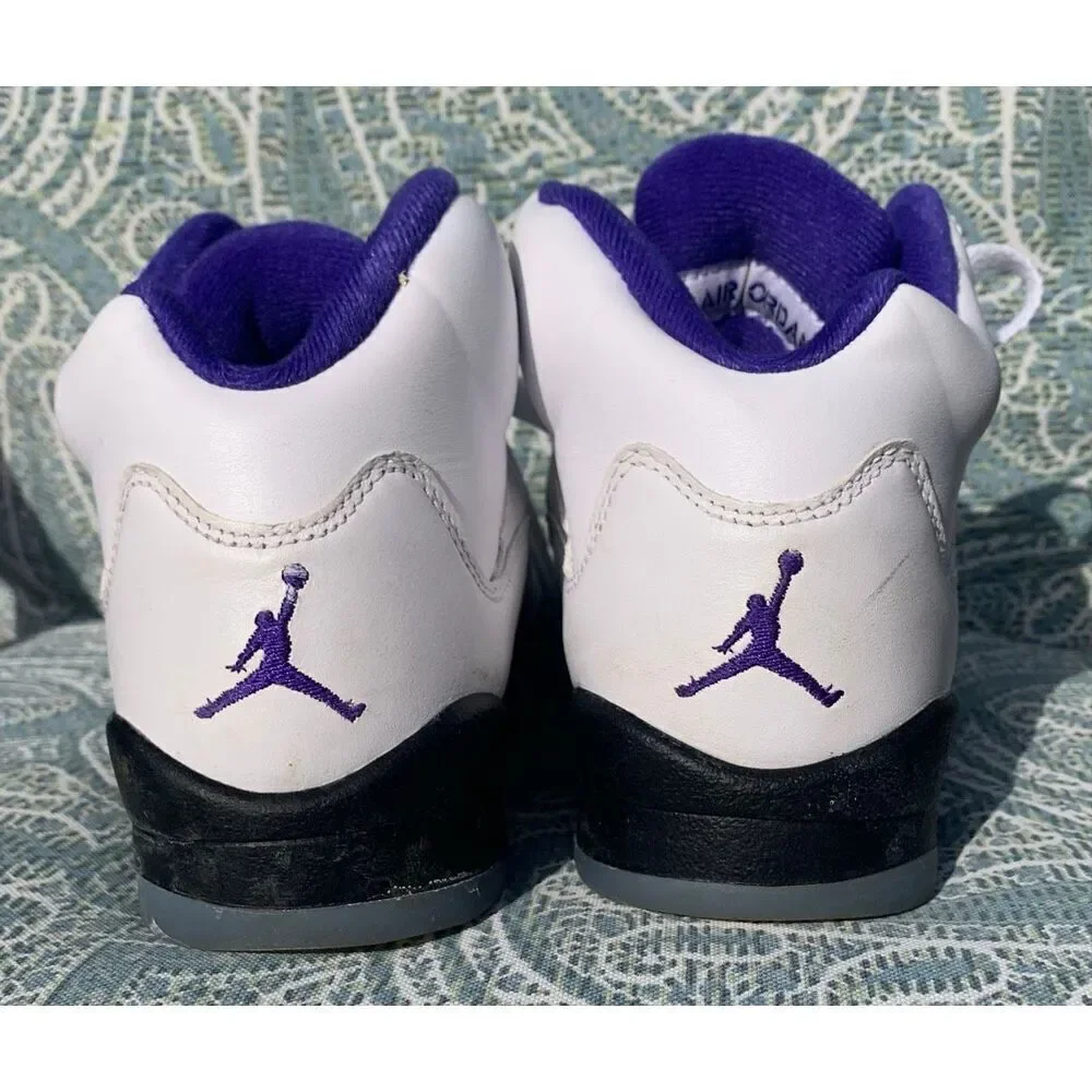 Air Jordan 440888-141 White Purple Nike Gym Sneakers Shoes YOUTH UNISEX sz 5.5
